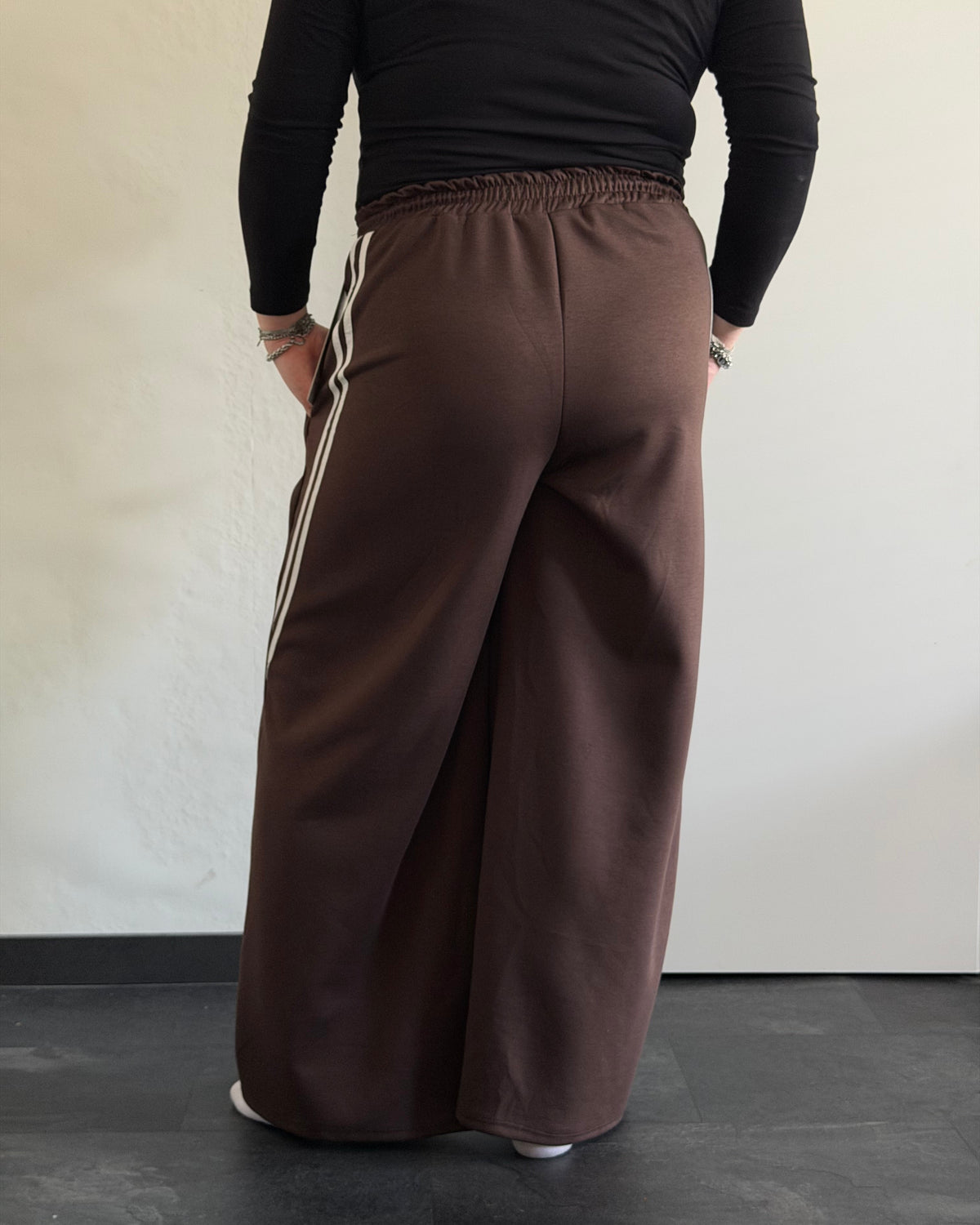 Jogger Djenn - bruin