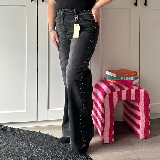 Jeans studs Laulia - zwart