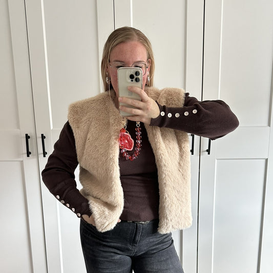 Fluffy gilet